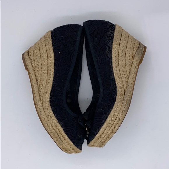 Tory Burch wedge Sandel/ wedge size 10B - Picture 2 of 6